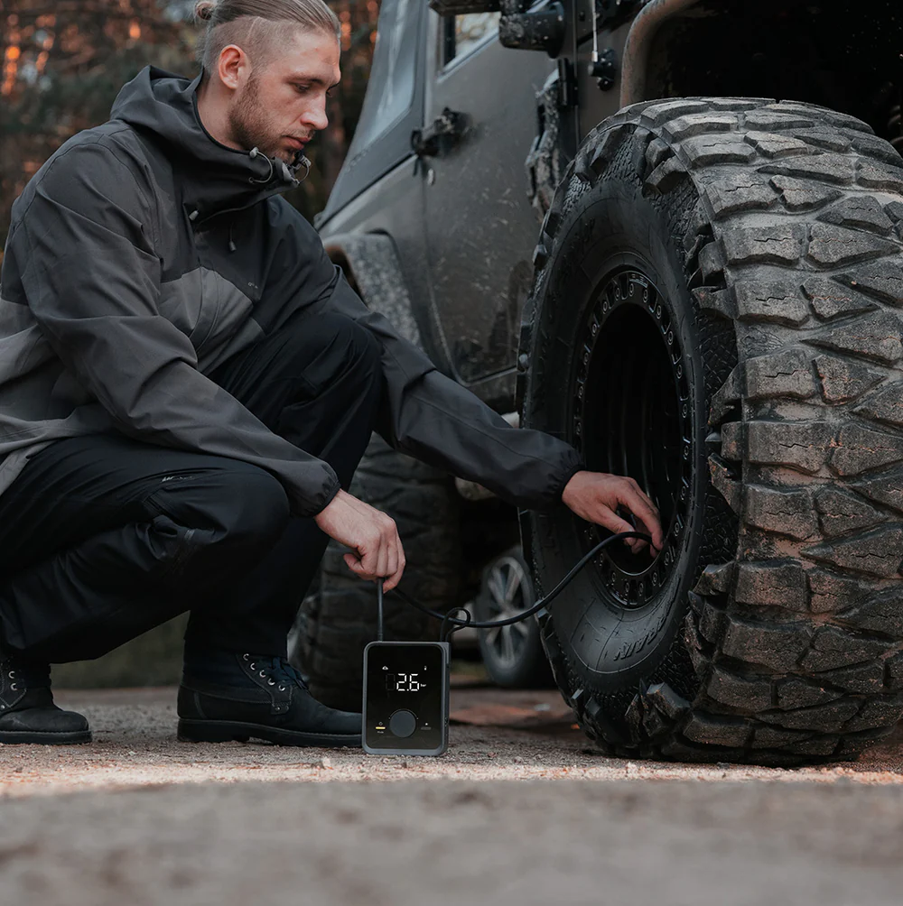 Hoto Air Pump Pro, Tire Inflator Portable Air Compressor with digital Pressure Gauge 120PSI (QWCQB003)