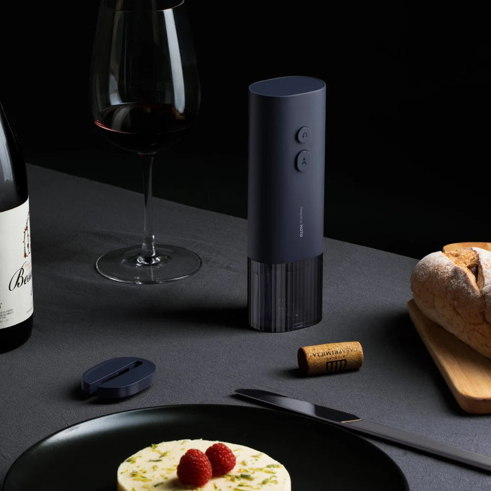 HOTO Electric Wine Opener, Cordless Automatic Corkscrew with One-Touch Operation | Stainless Steel Design for Wine Bottles (HLE0005GL / QWKPQ001)